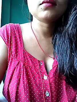 Desi couple305 online show from September 28, 2025, 1:34 am