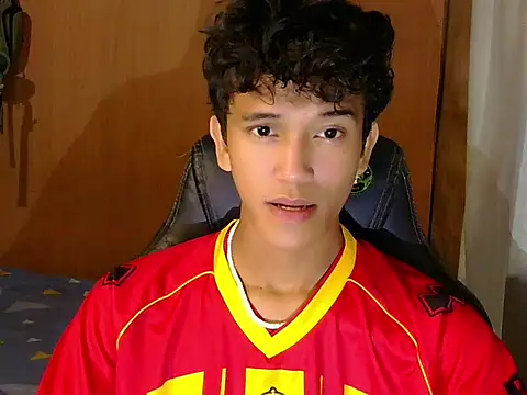 kenbigcockxx online show from January 18, 2026, 2:20 pm