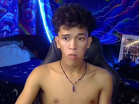 Snapshot of kenbigcockxx chatting on July 14, 2026, 7:46 am kenbigcockxx online show from July 14, 2026, 7:46 am