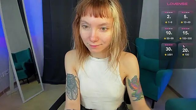 Snapshot of tattoo_art_baby chatting on September 20, 2025, 1:32 am tattoo art baby online show from September 20, 2025, 1:32 am