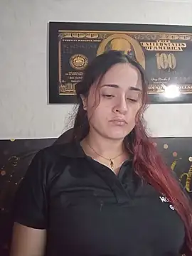 Snapshot of candy__fox_ chatting on November 30, 2025, 11:44 am candy fox online show from November 30, 2025, 11:44 am