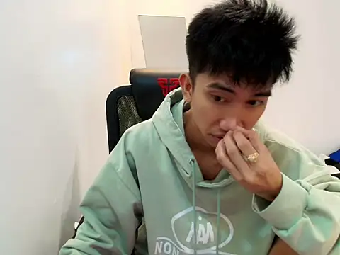 Ur pinoyhotbrix online show from November 21, 2025, 5:34 pm