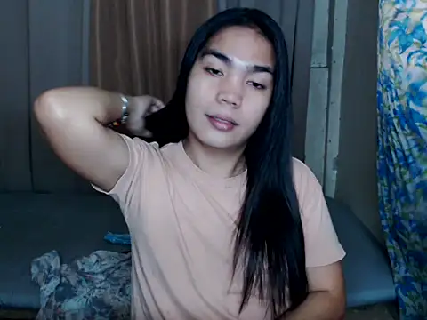 Simple Martina online show from December 17, 2025, 1:43 am