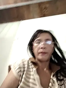 Tina 2pp online show from September 20, 2025, 12:10 pm