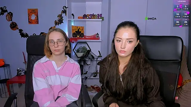 Snapshot of miki-niki chatting on October 30, 2025, 2:25 pm miki-niki online show from October 30, 2025, 2:25 pm