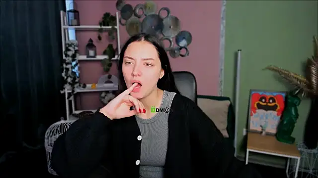 Snapshot of miki-niki chatting on September 9, 2025, 6:12 am miki-niki online show from September 9, 2025, 6:12 am