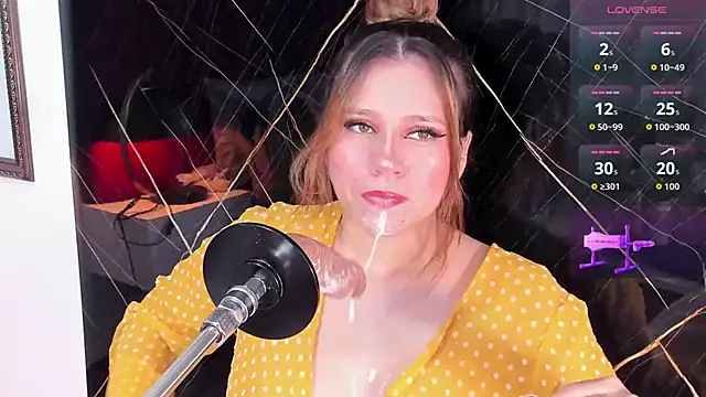 Snapshot of abby_blond_ chatting on September 12, 2025, 12:38 pm abby blond online show from September 12, 2025, 12:38 pm