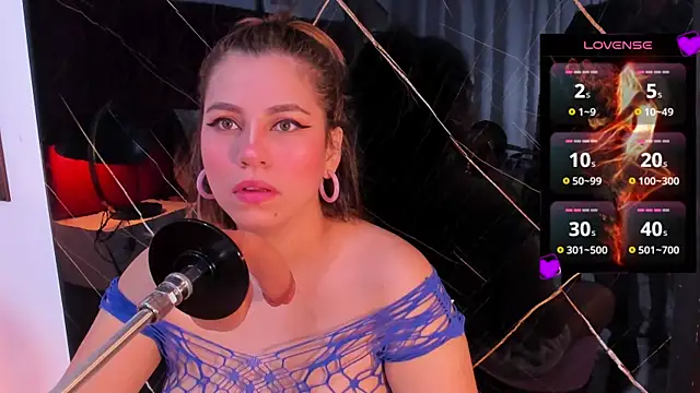 Snapshot of abby_blond_ chatting on November 28, 2025, 12:05 pm abby blond online show from November 28, 2025, 12:05 pm