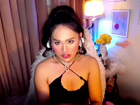 urmidnightcravingsxx online show from April 24, 2026, 8:16 am