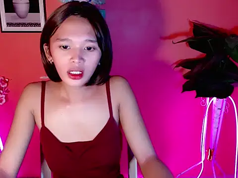 Sweet ThaliaXX online show from September 22, 2025, 2:17 am