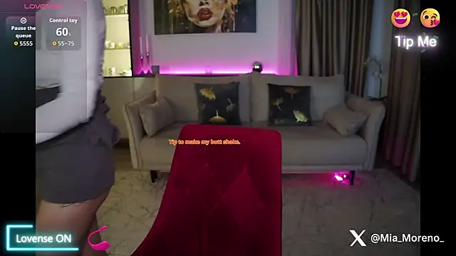 Snapshot of ArianaaSwift chatting on September 30, 2025, 6:58 pm ArianaaSwift online show from September 30, 2025, 6:58 pm