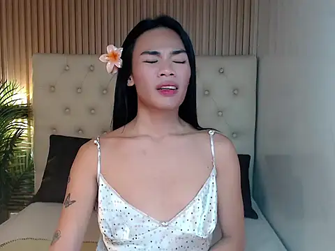 Snapshot of SexualDesire1x chatting on January 13, 2026, 1:42 am SexualDesire1x online show from January 13, 2026, 1:42 am