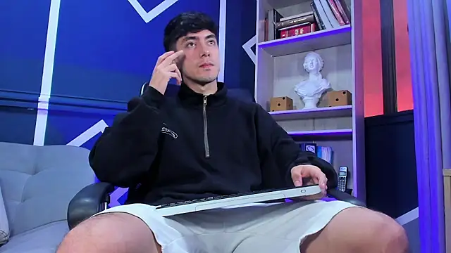 etham wolf  online show from October 11, 2025, 1:45 pm