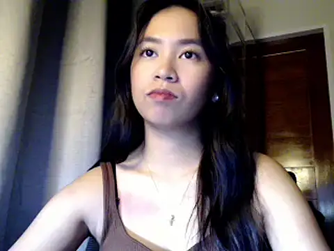 Snapshot of candycrushyyy chatting on October 13, 2025, 7:04 pm candycrushyyy online show from October 13, 2025, 7:04 pm