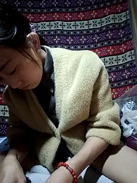 Zhan99999 online show from October 31, 2025, 2:13 pm