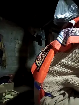 Zhan99999 online show from November 4, 2025, 11:58 am