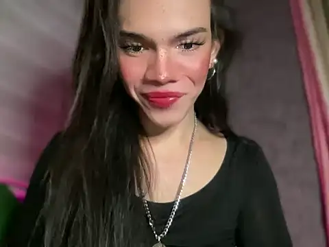 Snapshot of Misselliefayexxx chatting on April 26, 2026, 2:09 am Misselliefayexxx online show from April 26, 2026, 2:09 am