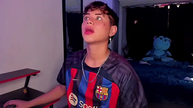 Snapshot of Jostin18 chatting on September 24, 2025, 1:17 pm Jostin18 online show from September 24, 2025, 1:17 pm