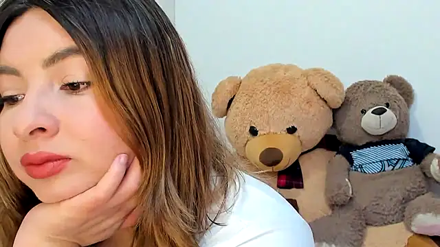 Snapshot of ADHARAMILLER__1111 chatting on September 17, 2025, 10:34 pm ADHARAMILLER 1111 online show from September 17, 2025, 10:34 pm