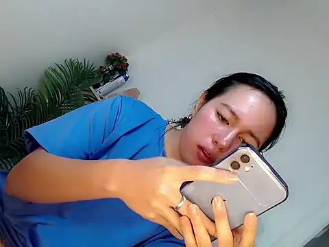 Snapshot of kimbratx chatting on February 18, 2026, 10:50 pm kimbratx online show from February 18, 2026, 10:50 pm