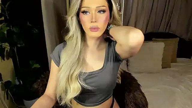 Snapshot of Candicebloom chatting on May 28, 2026, 8:22 am Candicebloom online show from May 28, 2026, 8:22 am