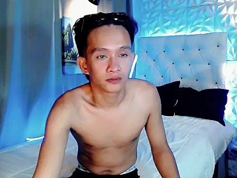 Snapshot of prince_elaijah chatting on August 4, 2026, 3:16 pm prince elaijah online show from August 4, 2026, 3:16 pm