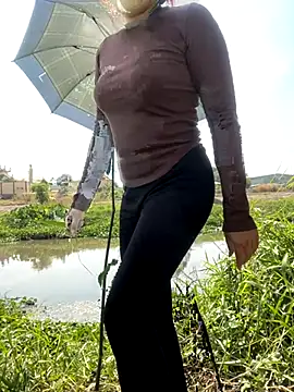 FishingGirl online show from December 1, 2025, 2:34 am