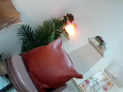 Snapshot of scarlett_brownx69 chatting on July 20, 2026, 5:04 am scarlett brownx69 online show from July 20, 2026, 5:04 am