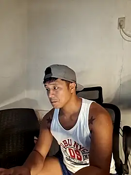 Snapshot of mr_dave chatting on May 16, 2026, 10:42 pm mr dave online show from May 16, 2026, 10:42 pm