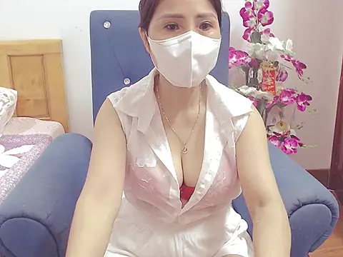 Snapshot of ruby_8x chatting on September 20, 2025, 11:37 am ruby 8x online show from September 20, 2025, 11:37 am