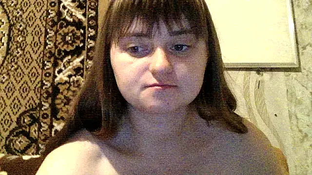 Snapshot of LuckyLust11 chatting on September 19, 2025, 8:35 pm LuckyLust11 online show from September 19, 2025, 8:35 pm