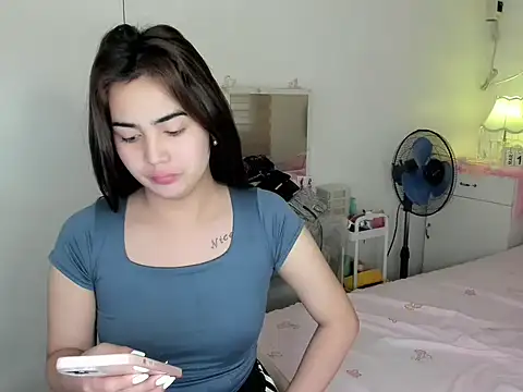 Alovelydoll nica online show from March 16, 2026, 4:09 am