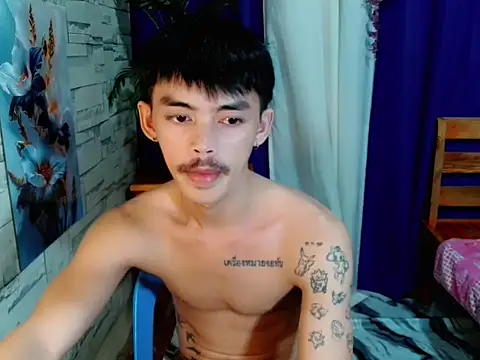 Snapshot of urhunky_boy chatting on June 25, 2026, 9:31 pm urhunky boy online show from June 25, 2026, 9:31 pm