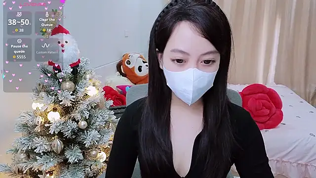 Snapshot of -MinaYoung- chatting on December 15, 2025, 8:31 am -MinaYoung- online show from December 15, 2025, 8:31 am