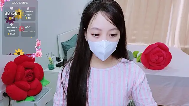 Snapshot of -MinaYoung- chatting on November 20, 2025, 2:56 am -MinaYoung- online show from November 20, 2025, 2:56 am