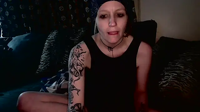 Snapshot of meateater74553 chatting on February 7, 2026, 10:34 am meateater74553 online show from February 7, 2026, 10:34 am