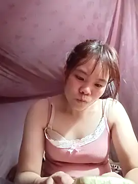 Nguyet135 online show from April 30, 2026, 1:51 pm