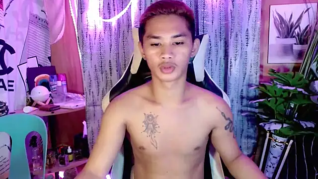 asianhardcock25 online show from October 19, 2025, 11:35 am