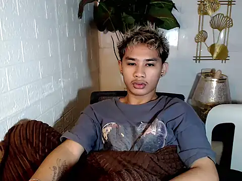 asianhardcock25 online show from May 5, 2026, 5:38 pm