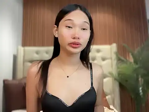 Snapshot of universal_slutt chatting on February 3, 2026, 5:40 pm universal slutt online show from February 3, 2026, 5:40 pm