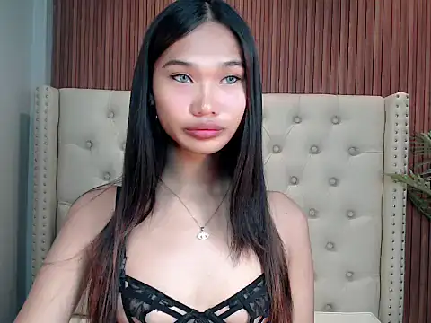 Snapshot of universal_slutt chatting on October 22, 2025, 5:51 am universal slutt online show from October 22, 2025, 5:51 am