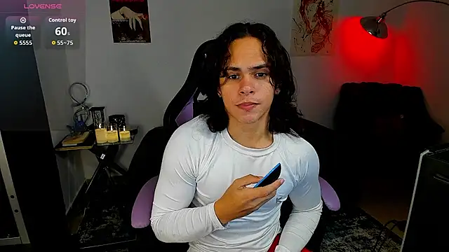 Maximiliano scoott   online show from December 2, 2025, 10:22 pm