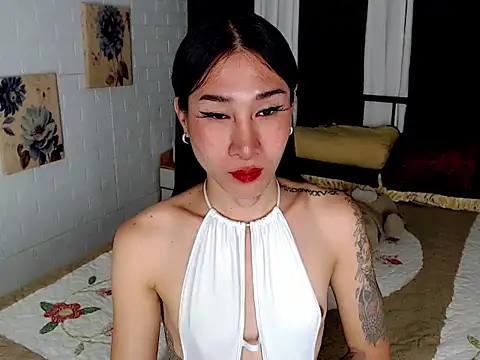 TRANSGODDESSA online show from August 7, 2026, 5:24 am
