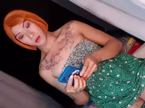 Snapshot of Xyourstellafox chatting on November 1, 2025, 2:40 am Xyourstellafox online show from November 1, 2025, 2:40 am