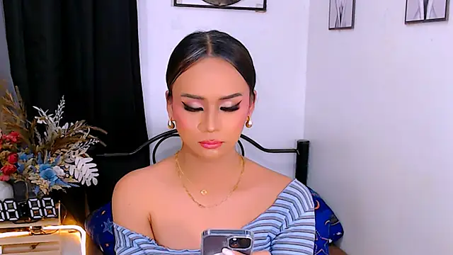 Zialustts online show from March 9, 2026, 4:27 am