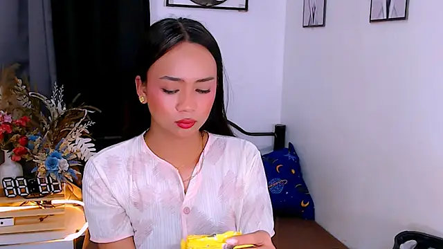 Zialustts online show from March 5, 2026, 3:30 pm