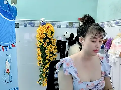 Snapshot of emgaixinhngoan chatting on October 4, 2025, 4:30 pm emgaixinhngoan online show from October 4, 2025, 4:30 pm