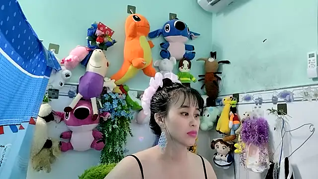 Snapshot of emgaixinhngoan chatting on October 30, 2025, 3:20 pm emgaixinhngoan online show from October 30, 2025, 3:20 pm