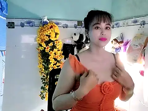 Snapshot of emgaixinhngoan chatting on October 5, 2025, 4:36 am emgaixinhngoan online show from October 5, 2025, 4:36 am