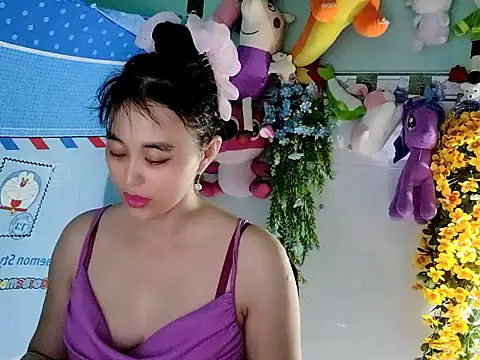 Snapshot of emgaixinhngoan chatting on November 1, 2025, 4:08 am emgaixinhngoan online show from November 1, 2025, 4:08 am